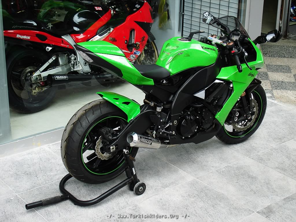 2008 zx10r store