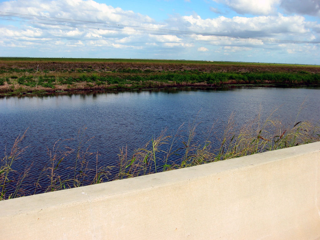 03._The_Road___Roadside_Scenery.jpg