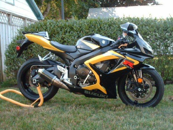 06 Gixxer 750.jpg