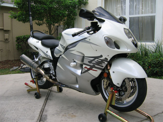 06LTD_busa1.jpg