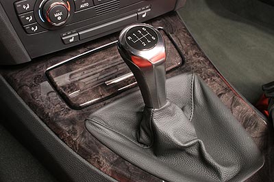 07_BMW_335i_08.jpg