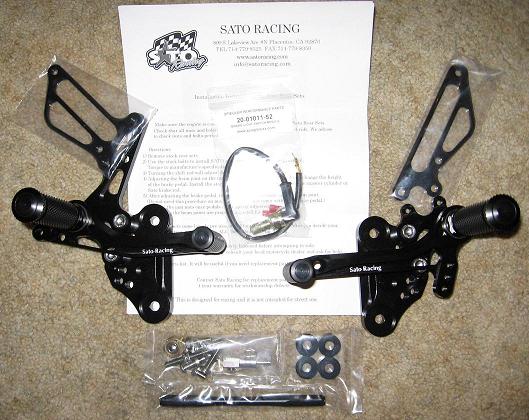 12_Sato_Racing_black_rearsets__35mm_up__35mm_back_.jpg