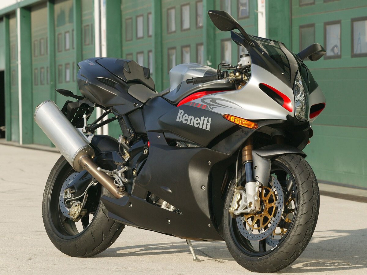 2008-Benelli-TornadoTRE1130b.jpg