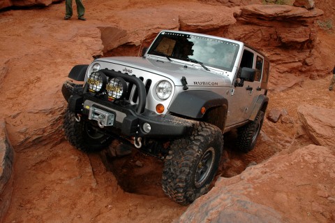 6-4l-hemi-jeep-jk-wrangler-unlimited.jpg