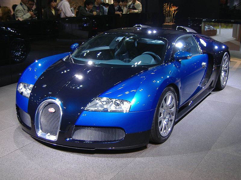 800px-Bugatti_veyron_in_Tokyo.jpg