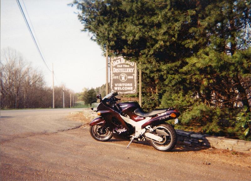 97 ZX11 AT JD DIST.jpg