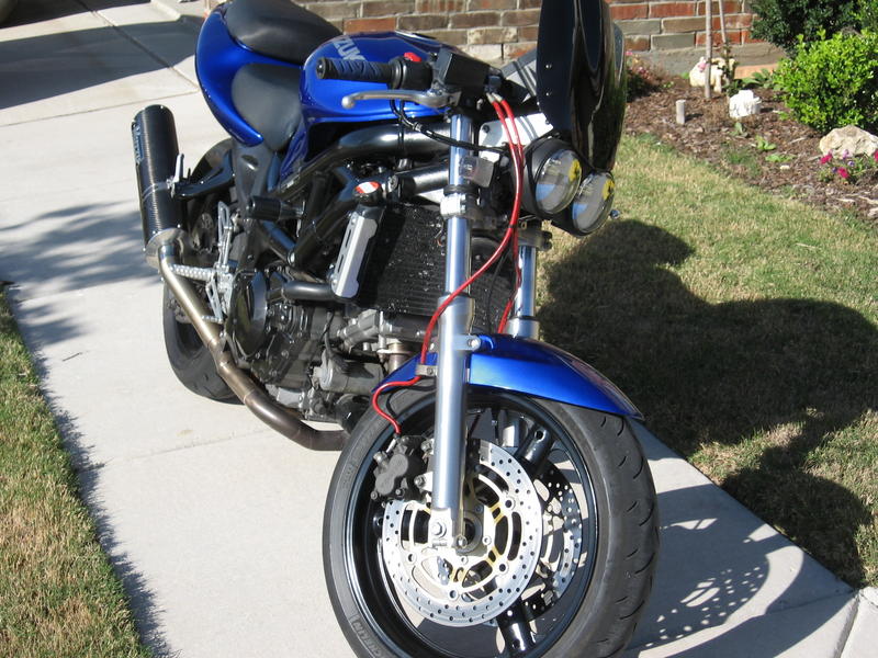 99 SV 650 Blue 003.jpg