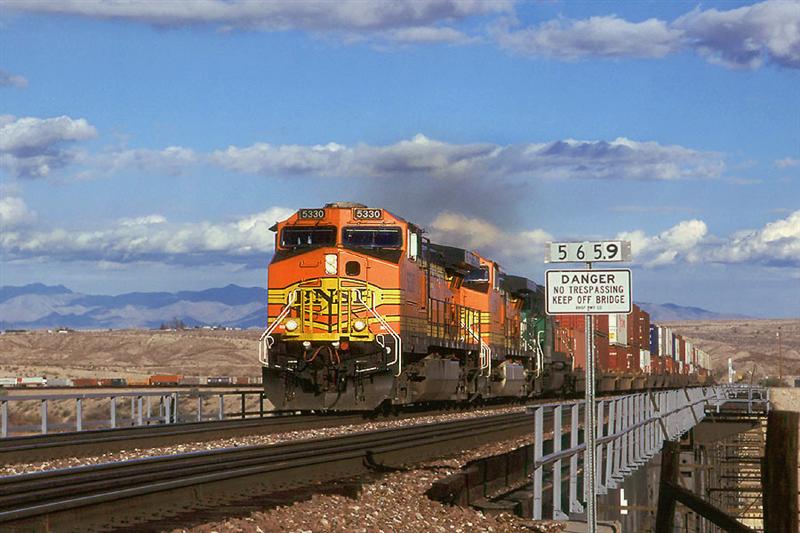 bnsf5330__Medium_.jpg