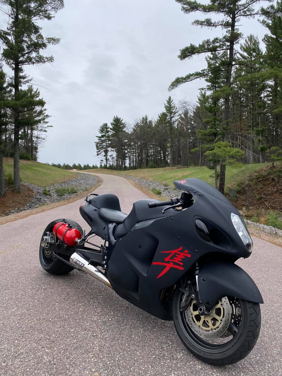 Suzuki hayabusa outlet stretched