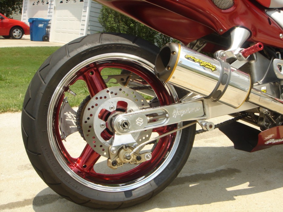 Busa_06.jpg