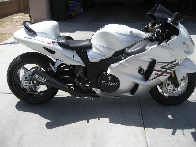 BUSA_5_07_003sm.jpg