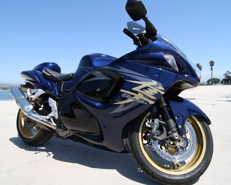 Busa_950side1.jpg