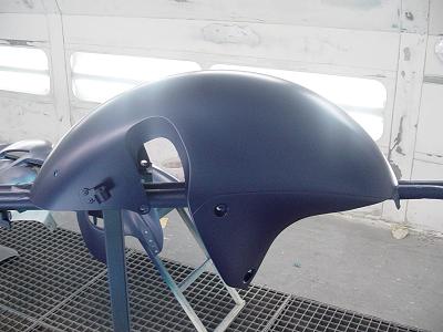 Busa_Plastics__Blue_White_Painted_013.jpg