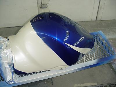 Busa_Plastics__Blue_White_Painted_057.jpg