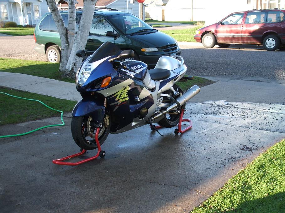 Busa_washed_006.jpg