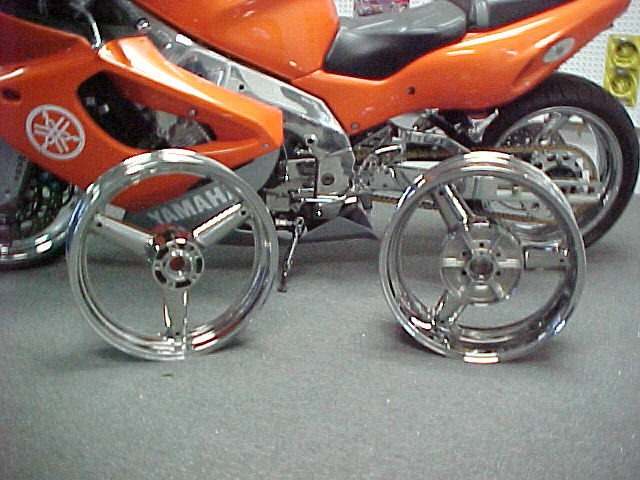 Chrome_busa_wheels.JPG