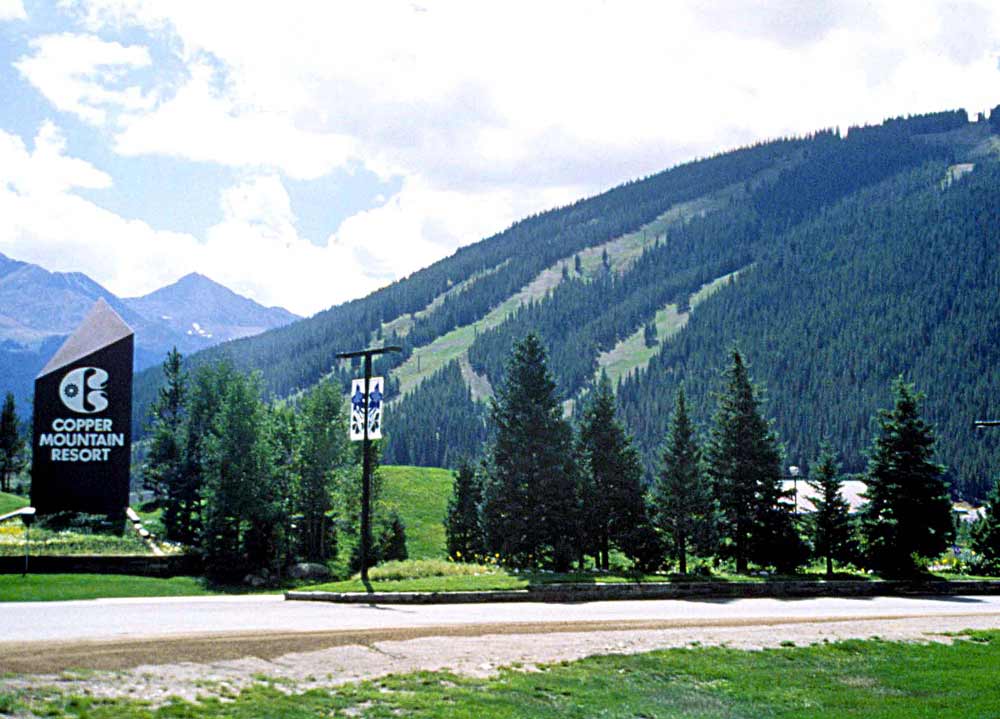 Copper_Mt._Entrance.jpg