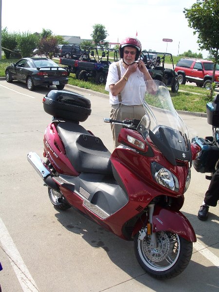 Dads_new_scoot_009_450x600.jpg
