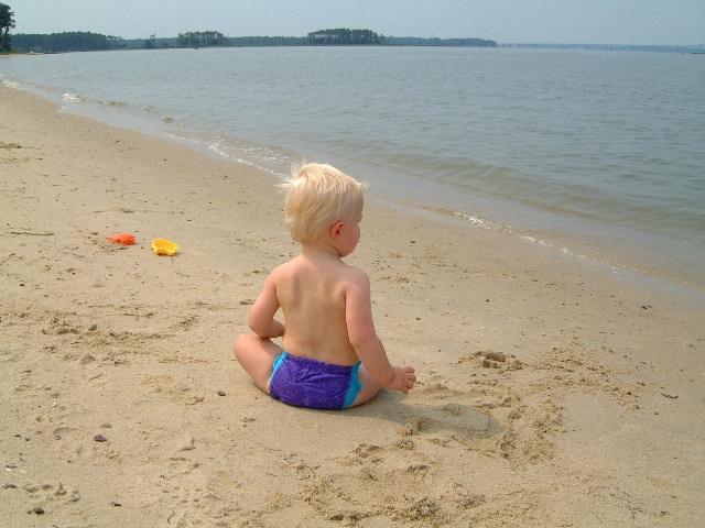 David_11months_beach12.JPG