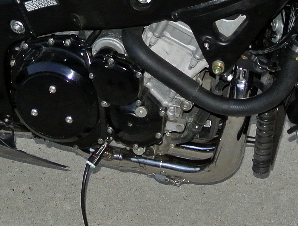 Exhaust Install 09 (2).jpg