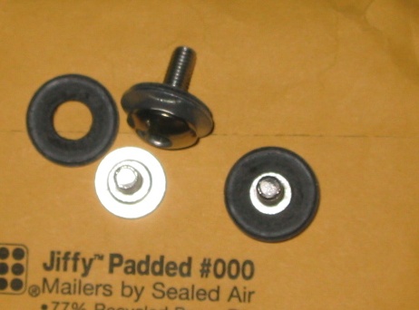 fairing_bolts_rubber_washers.JPG