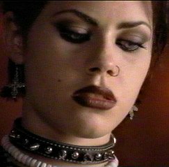 fairuza97.jpg