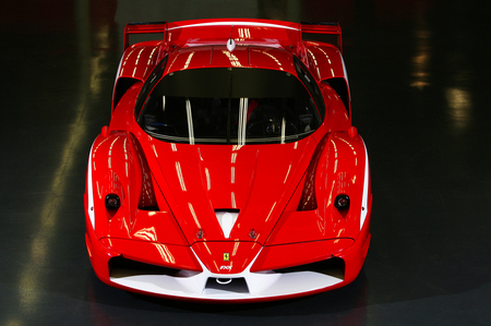 Ferrari_FXX_1-thumb-450x299.jpg