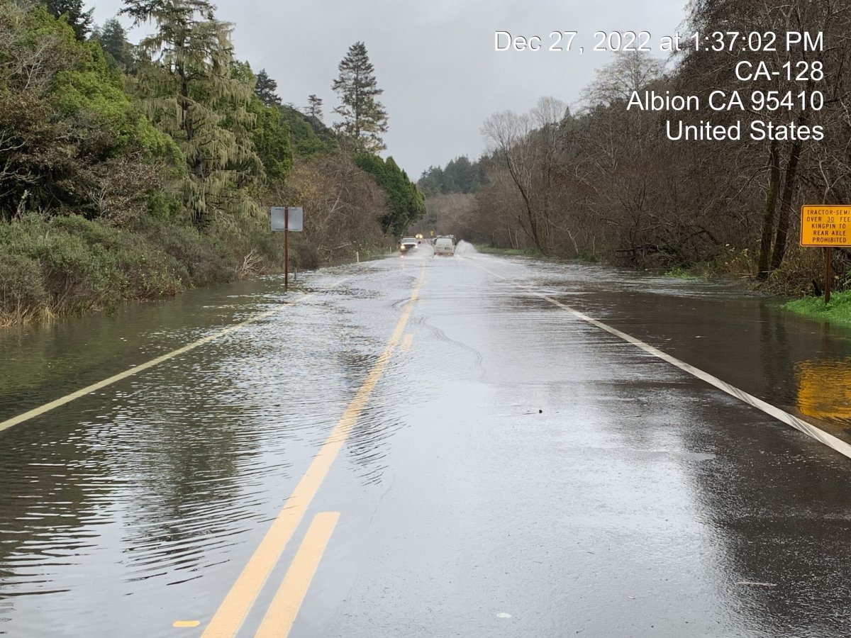 Flooding-Navarro-River.jpg