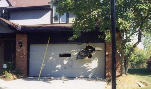 garagedoor.jpg