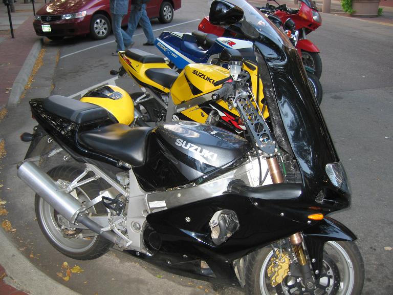 gixxer_2.jpg