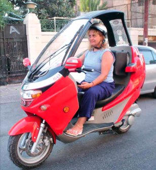 Haya-scooter.jpg