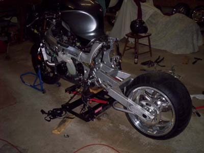 haya_swingarm_tire_norear_end1.jpg