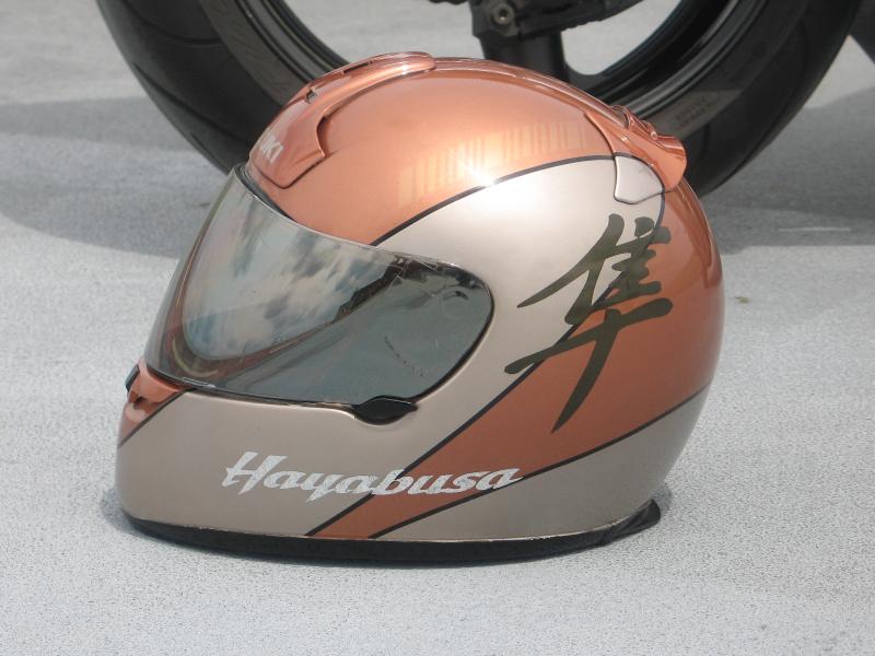 helmet 006.jpg