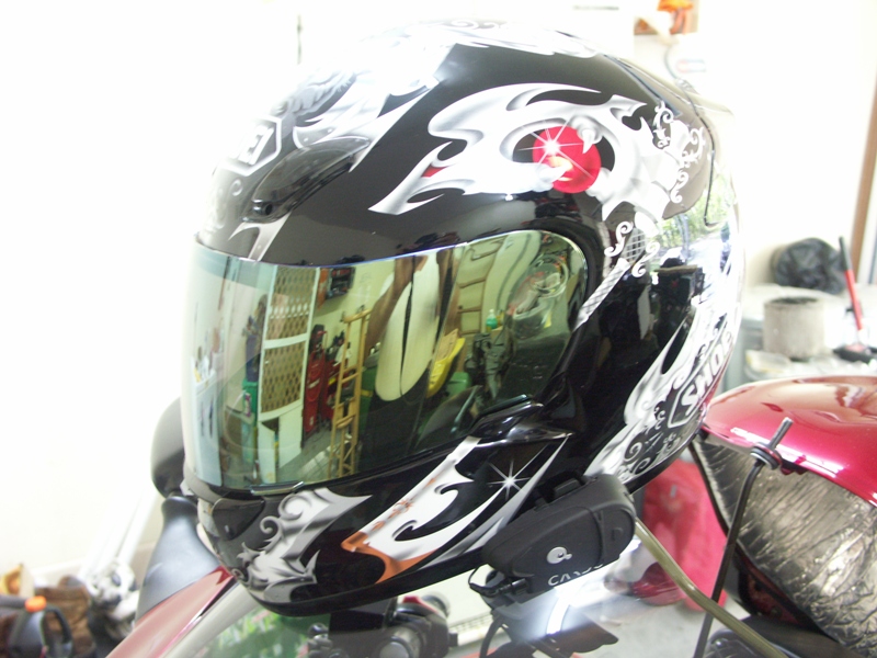 helmet3.jpg