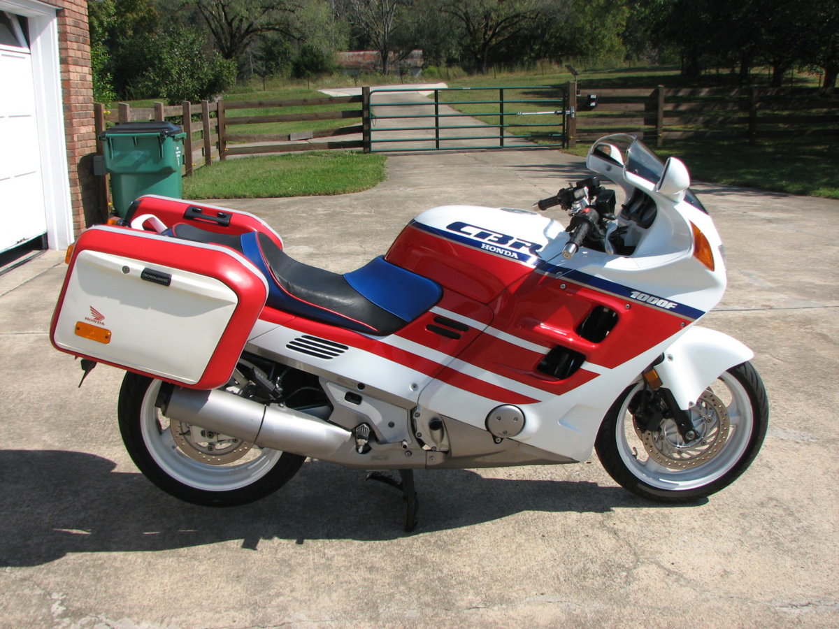 Honda cbr 1000 on sale f 1990