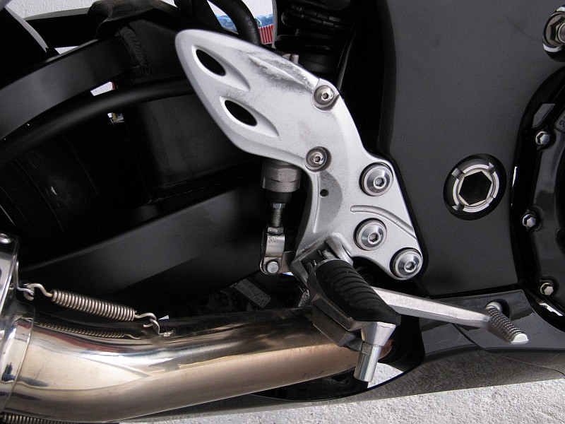 Gilles foot pegs | Appearance mods | Hayabusa Owners Group