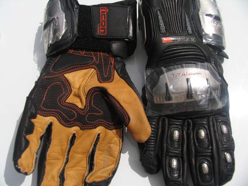 Img_0823_TiMaxGloves_800.jpg