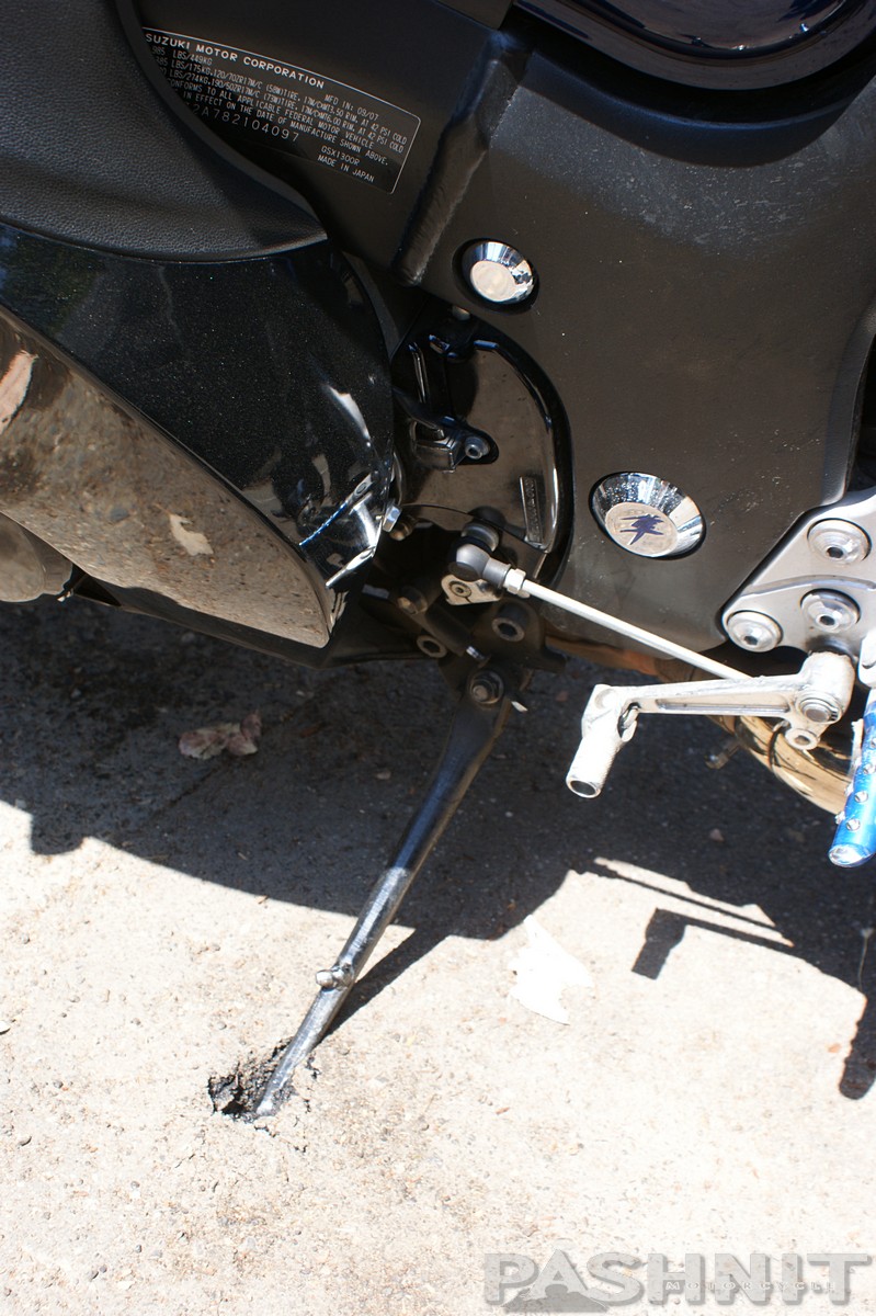 kickstand foot not wide enough.... | Gen 3 Busa Information