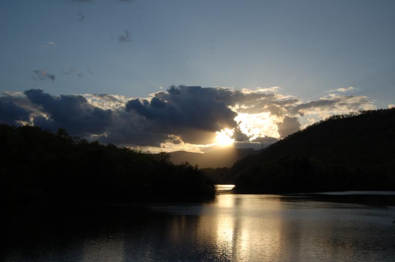 Lake santeela sunset.jpg