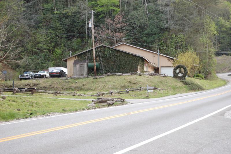 Mercedes Bling in the mtns..jpg