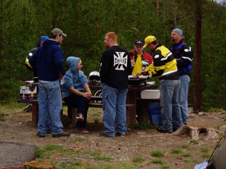 Standing_around_the_picnic_table_2.jpg