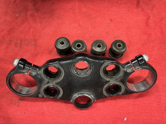 stock top yoke 2.jpg