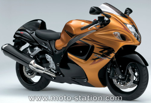 Suzuki_GSX-R_1300_Hayabusa_2009_st3pz.jpg