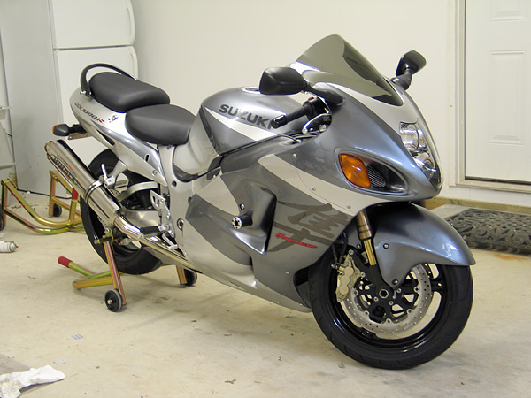 Suzuki_GSX1300R_Hayabusa.jpg