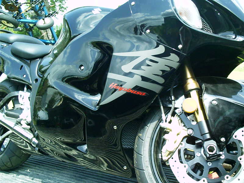 Suzuki_Hayabusa_001.jpg