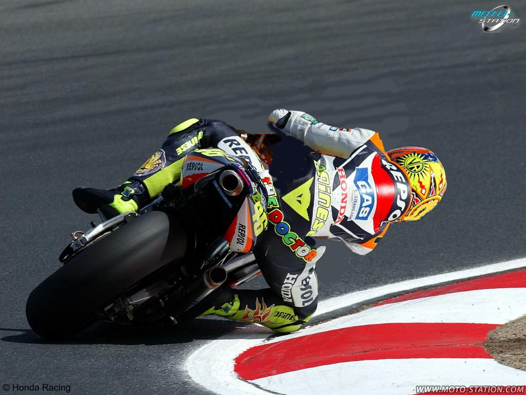 Valentino%20Rossi%20-%20new%20body%20position.jpg