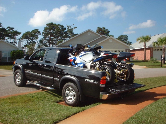 zx_gixxer_in_truck.jpg