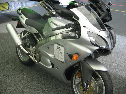 zzr600.jpg