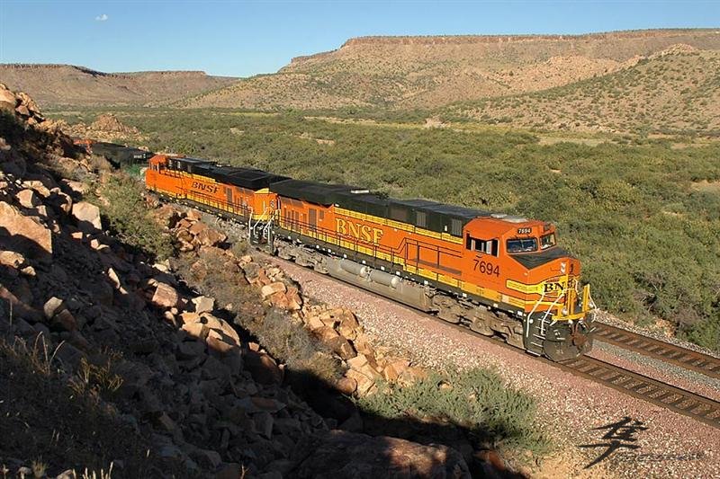 Post-12-86907-bnsf7694  Medium