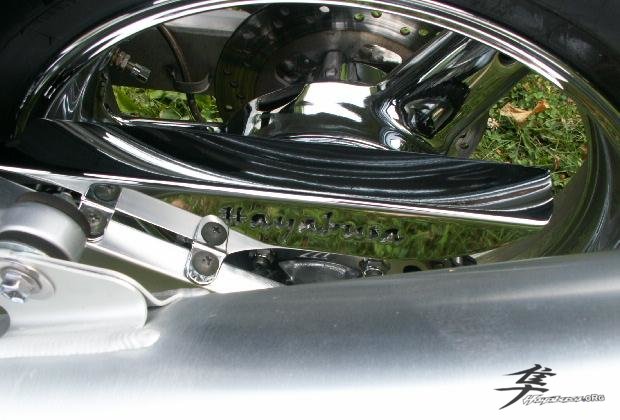 Post-6-37532-chromed Busa 010